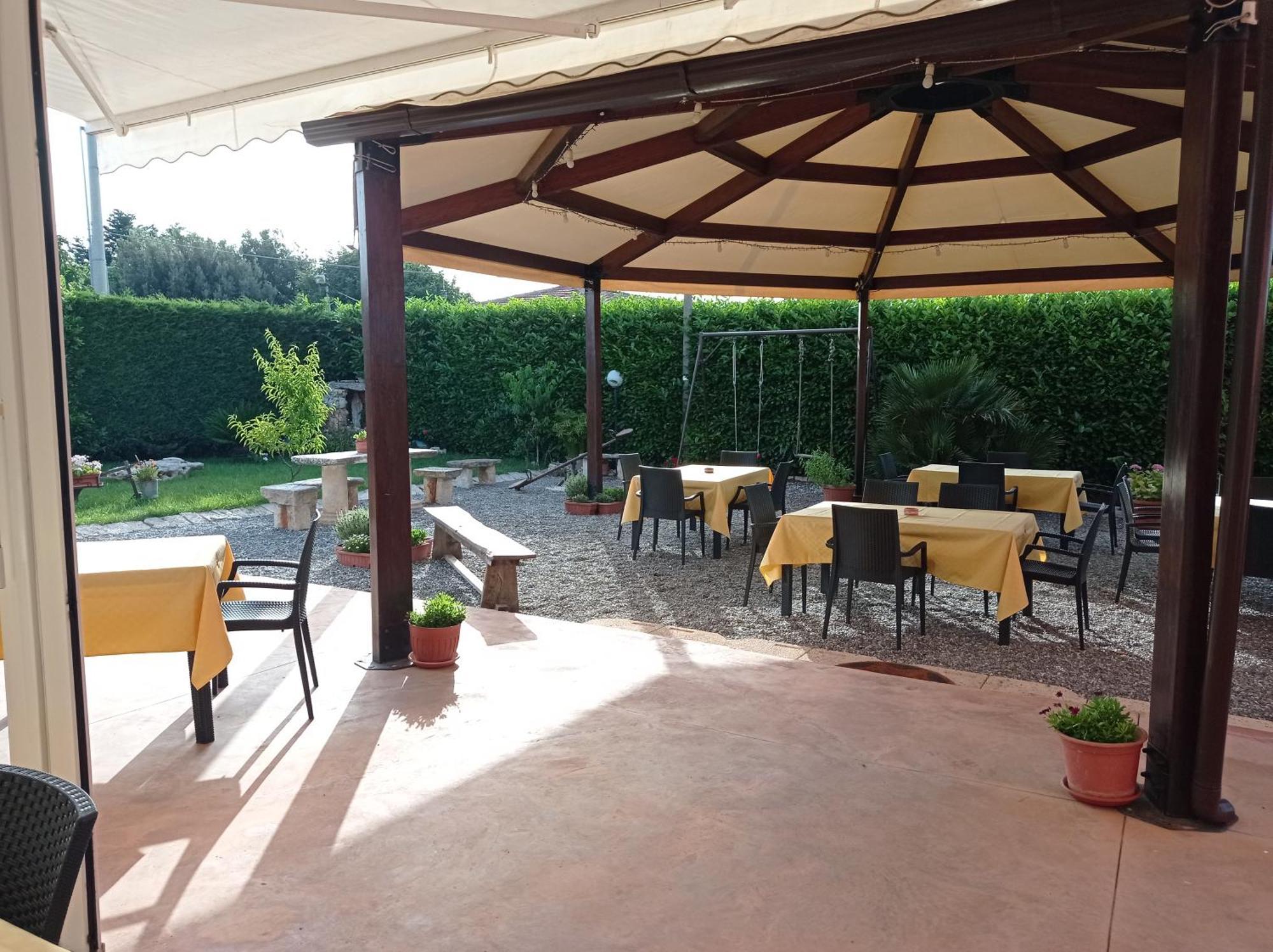 B & B Villa Lucia Noci Buitenkant foto